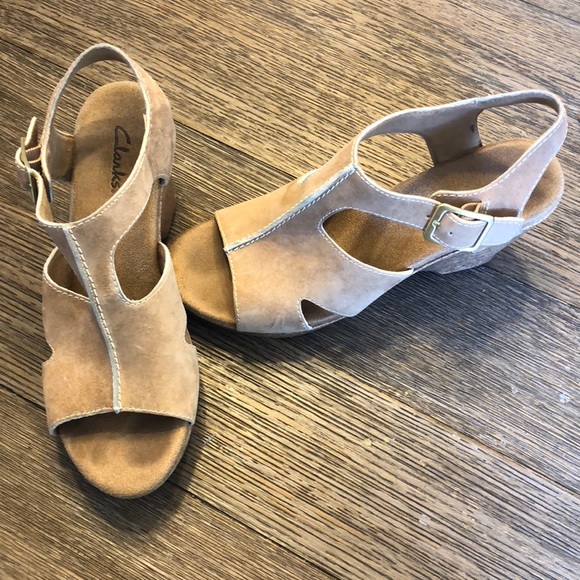 Clarks Shoes - EUC Clark’s Wedges. Size 8.